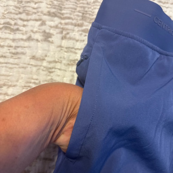 Centric Active Shorts - Picture 3 of 9